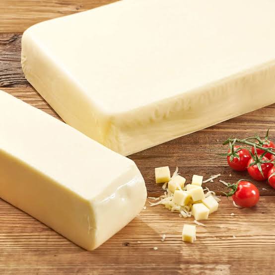 Mozzarella blok kg